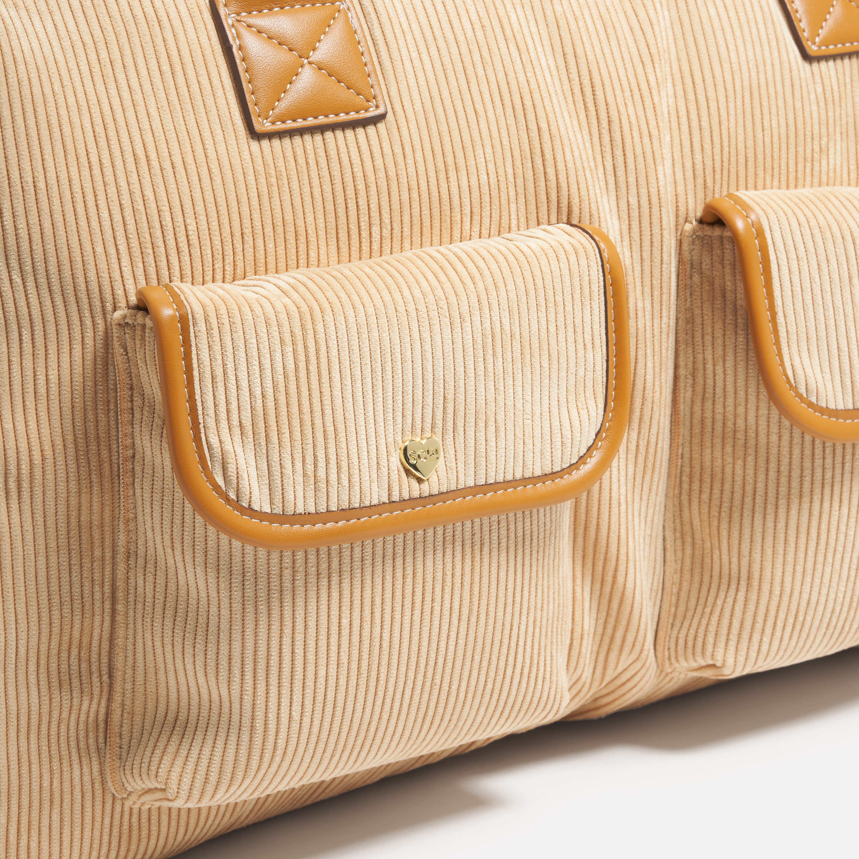 Extra Large Pocket Duffle Bag