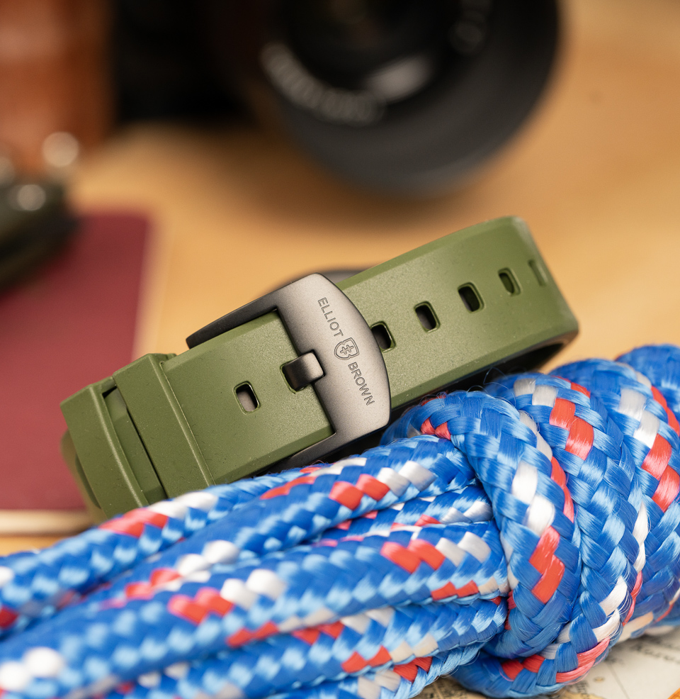 Holton Professional Quartz Signed Buckle