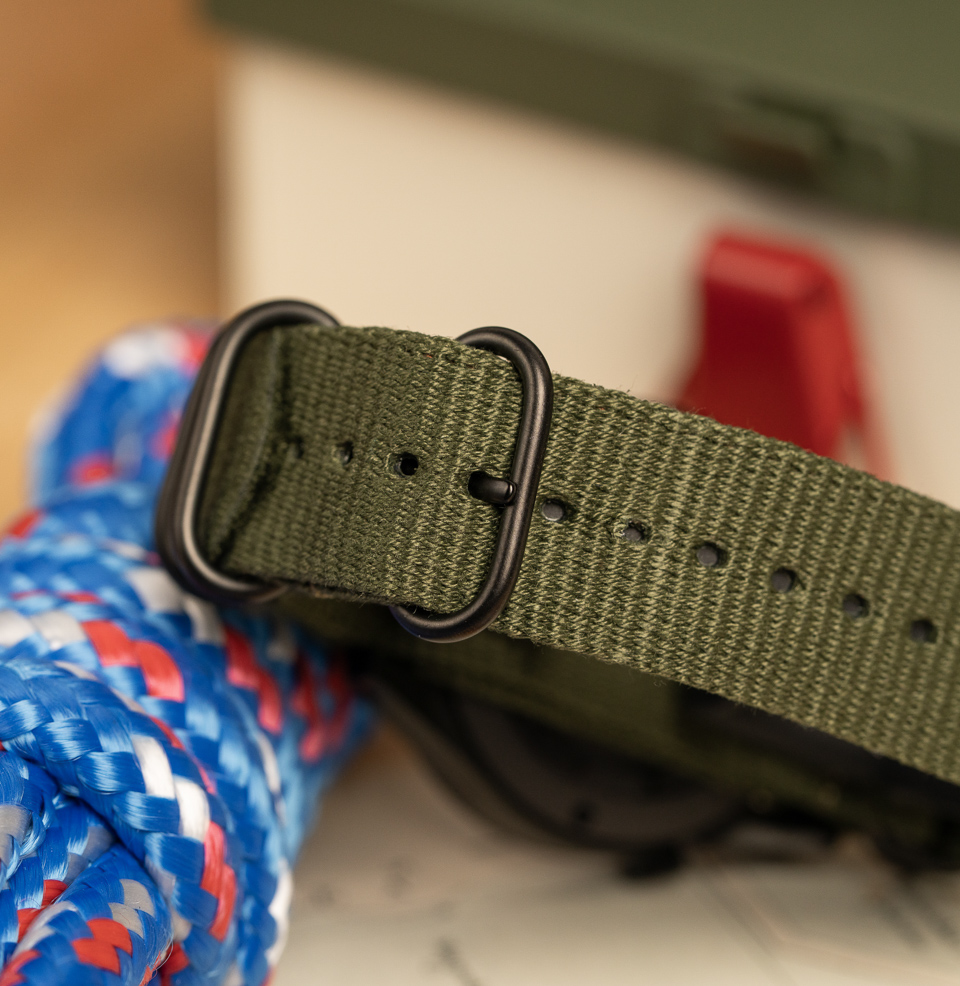 Holton Professional Quartz Zulu Design