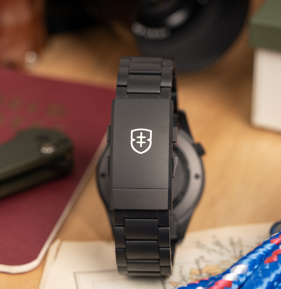 Holton Professional Quartz Logo on Clasp