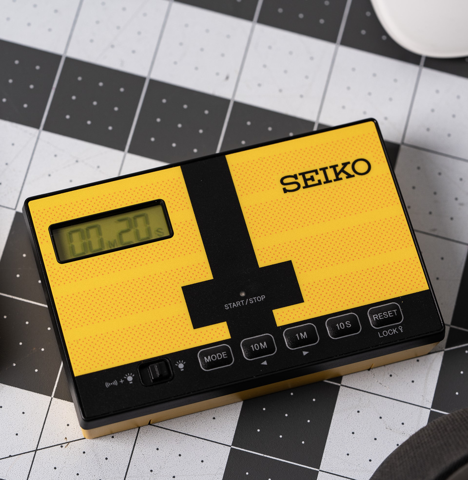 Heritage Design Sports Clock QHL098Y Start/Stop