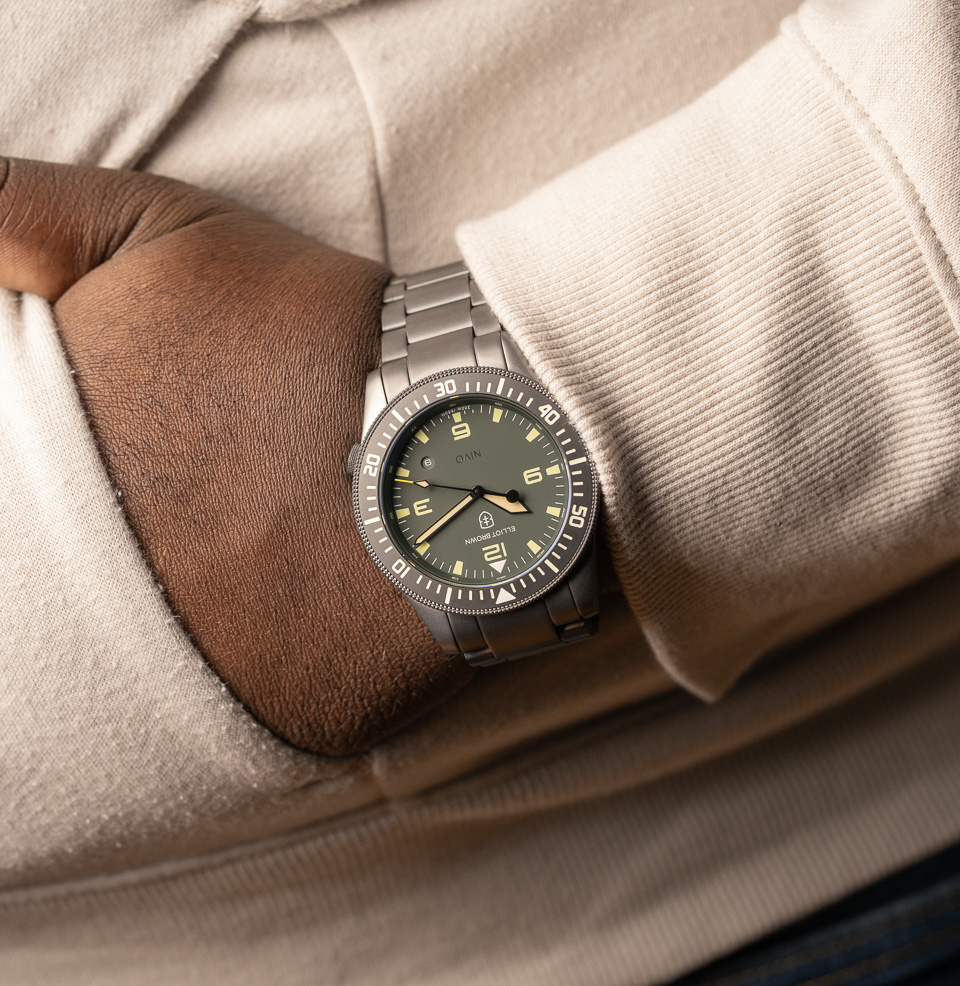 Holton Professional Quartz 43mm PVD stainless steel