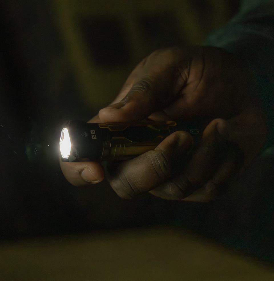 Wuben E8 V2 Modular Flashlight CountyComm Exclusive Compact 3.5