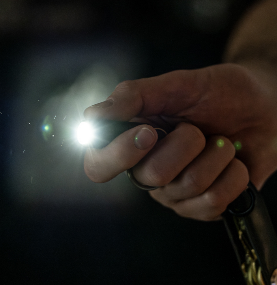 CountyComm Nano Zoom+ Flashlight Kit by Maratac® 250ft Beam Throw