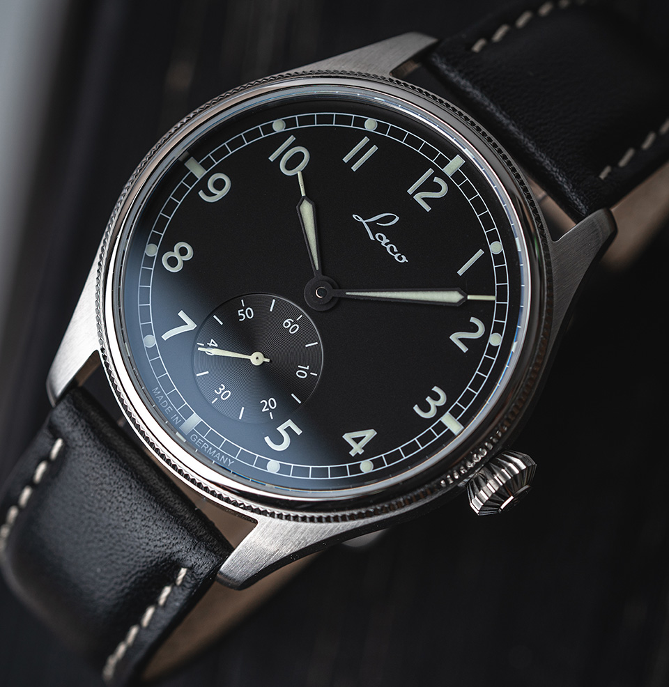 Bremerhaven 39 Handwinding | Black Dial Small seconds at six
