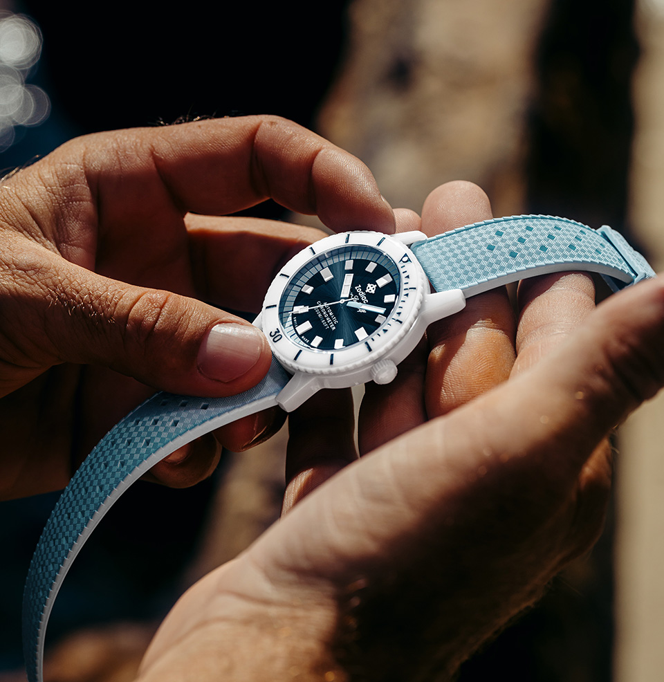 Zodiac Super Sea Wolf Ceramic | Blue Dial Watch A new ceramic collection for Zodiac