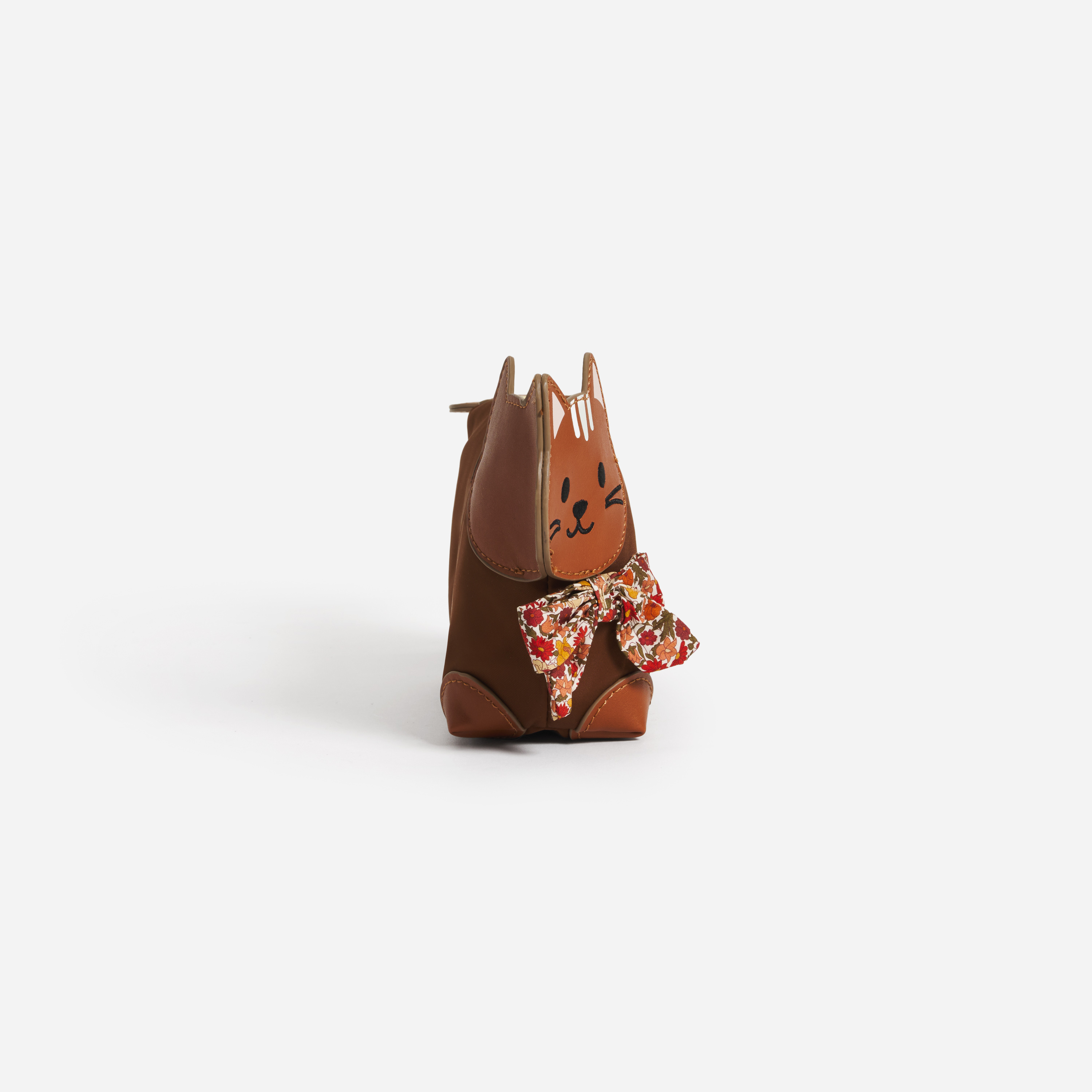 Kitten Pouchette
