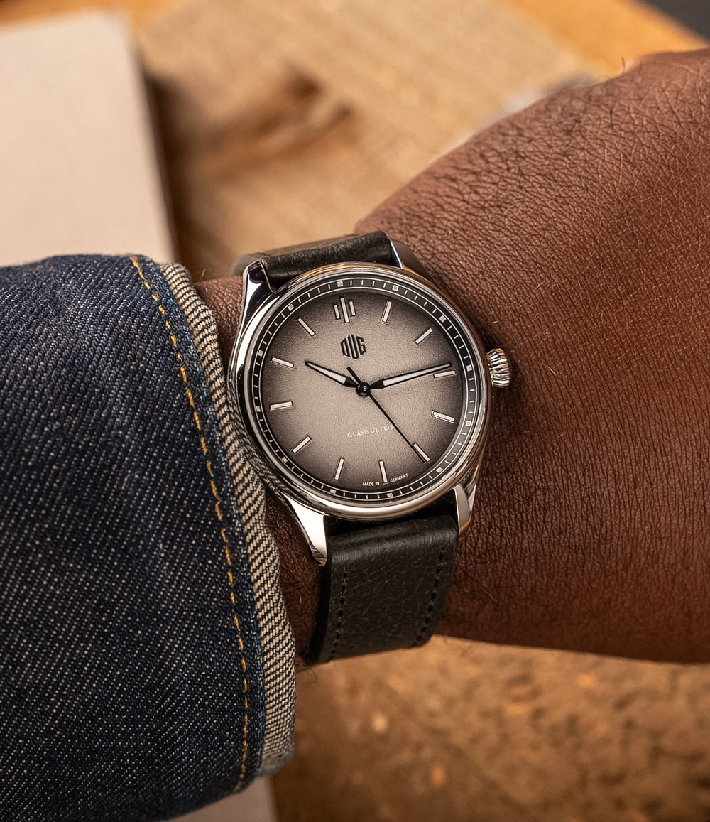 DUG Special Edition Purist Granitgrau Watches