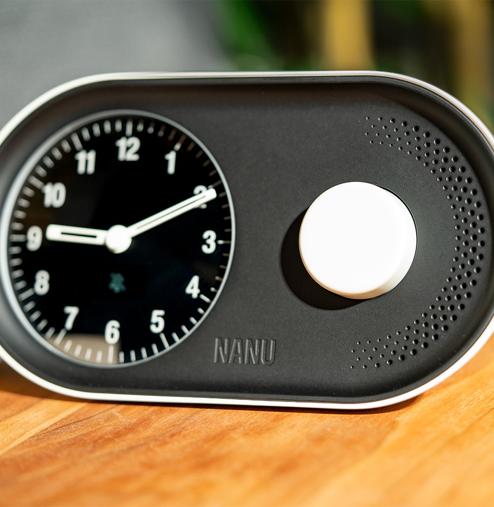 Arc Alarm Clock - International Digital features