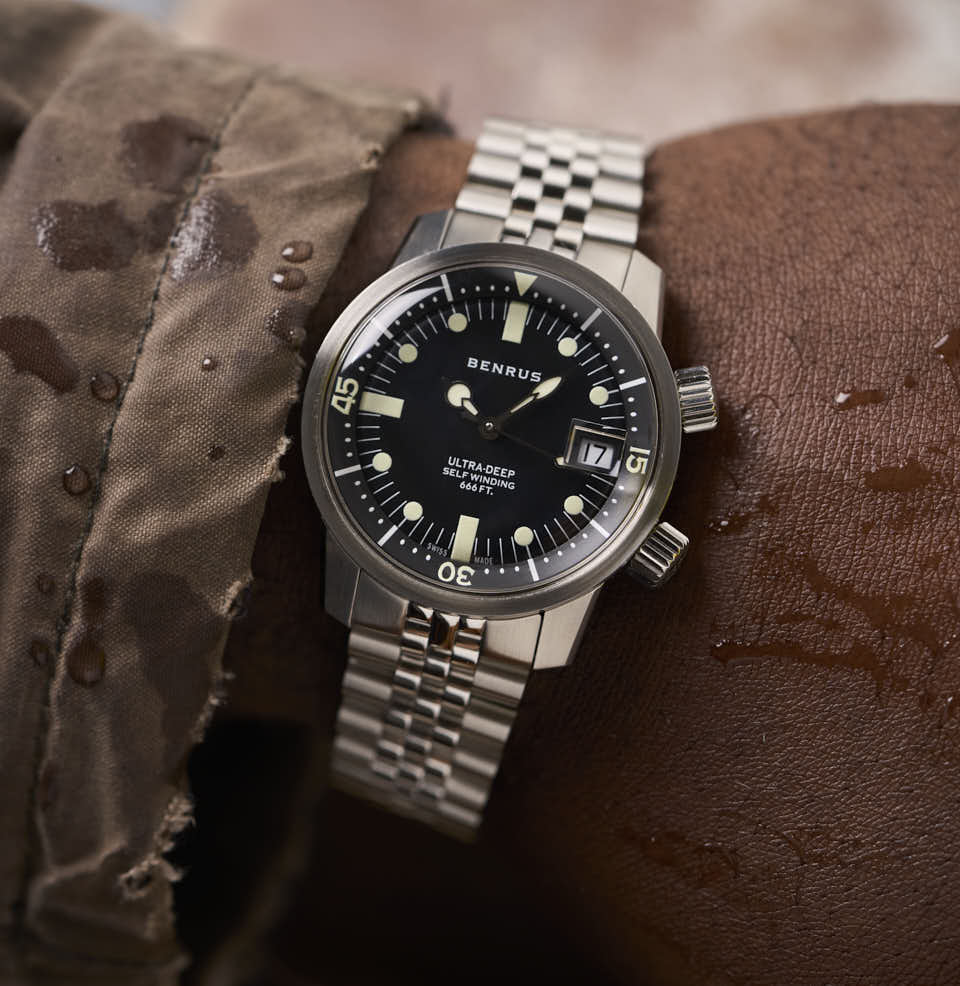 Ultra-Deep 36.5mm Diver 36.5MM ON A 7.5” WRIST