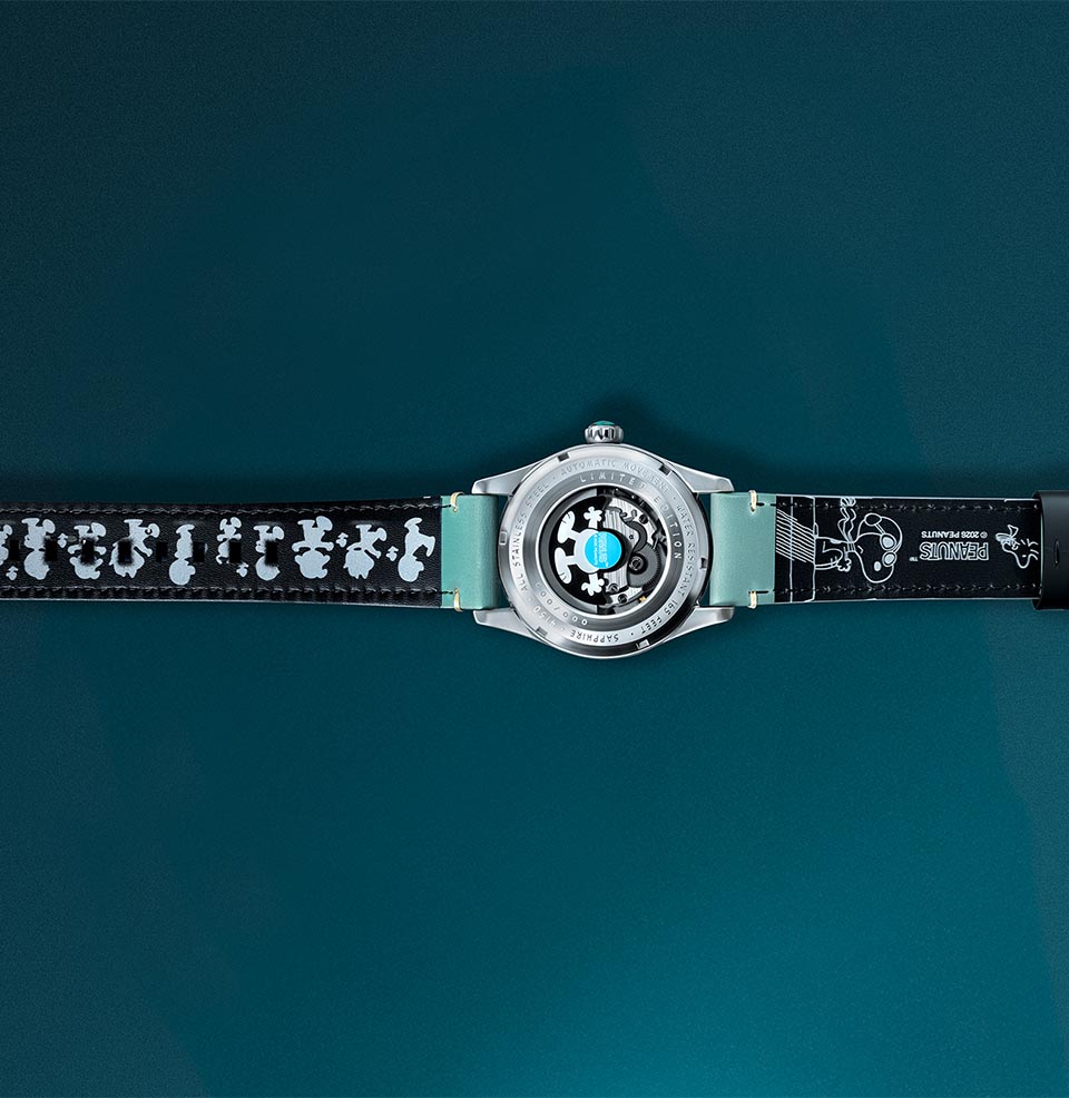 AVI-8 Spitfire Peanuts Snoopy Flying Ace 24-Hour Limited Edition Watch Custom Snoopy Rotor