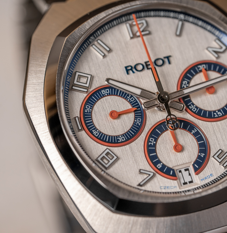 ROBOT Robotic One Chronograph Watches The Robotic One