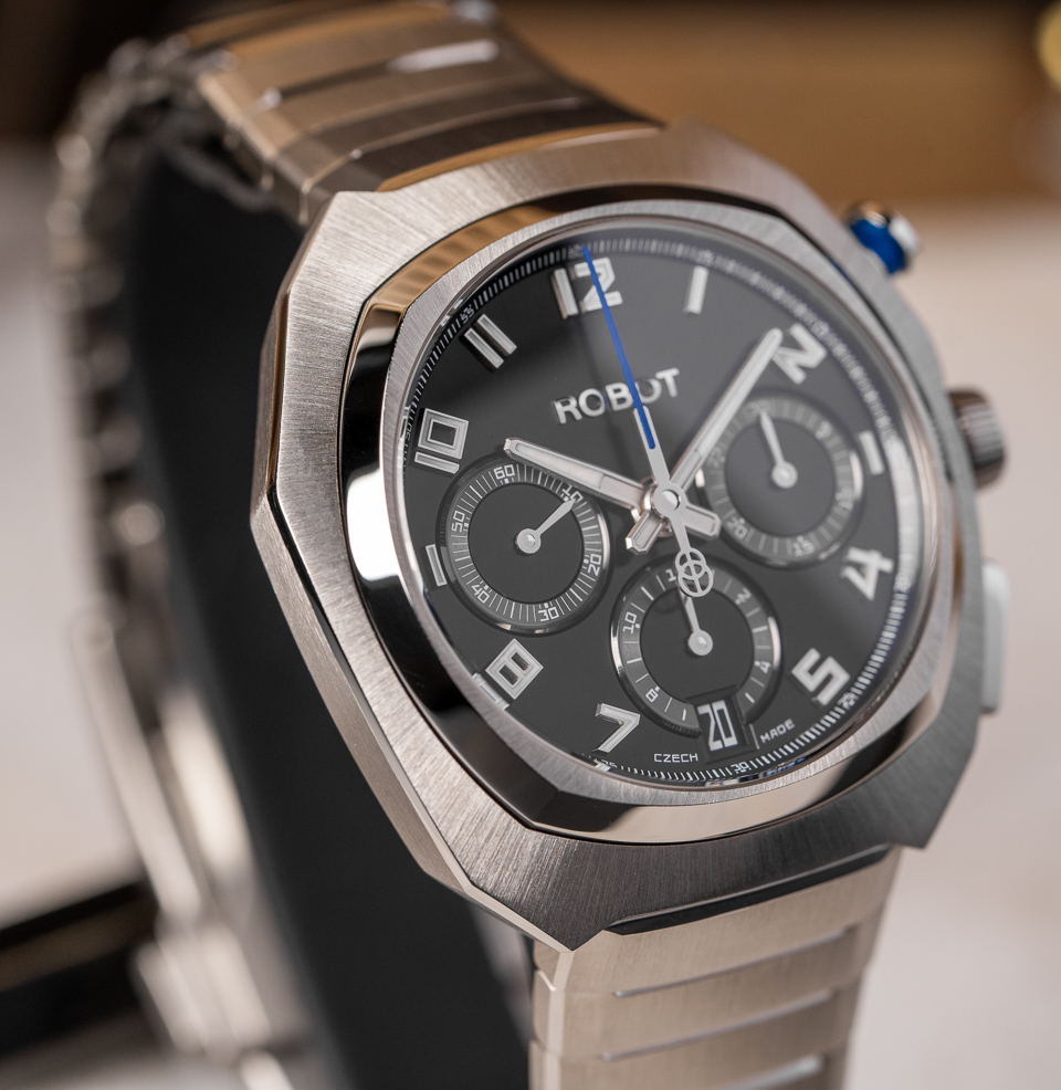 ROBOT Robotic One Chronograph Watches The Robotic One