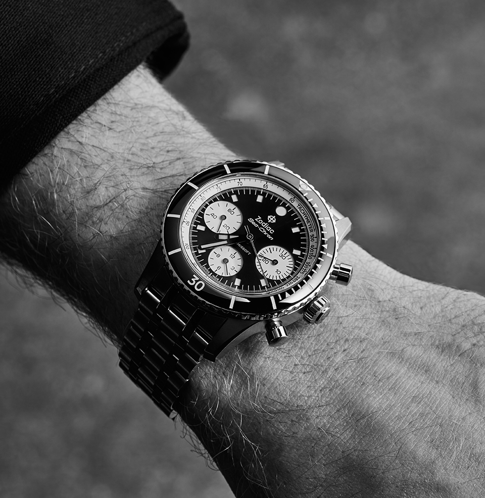 Sea-Chron Automatic | Black Dial 42mm on a 7.5