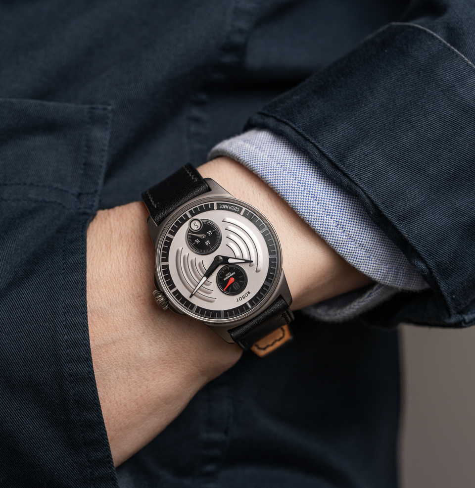 AERODYNAMIC 39.5mm Titanium Case