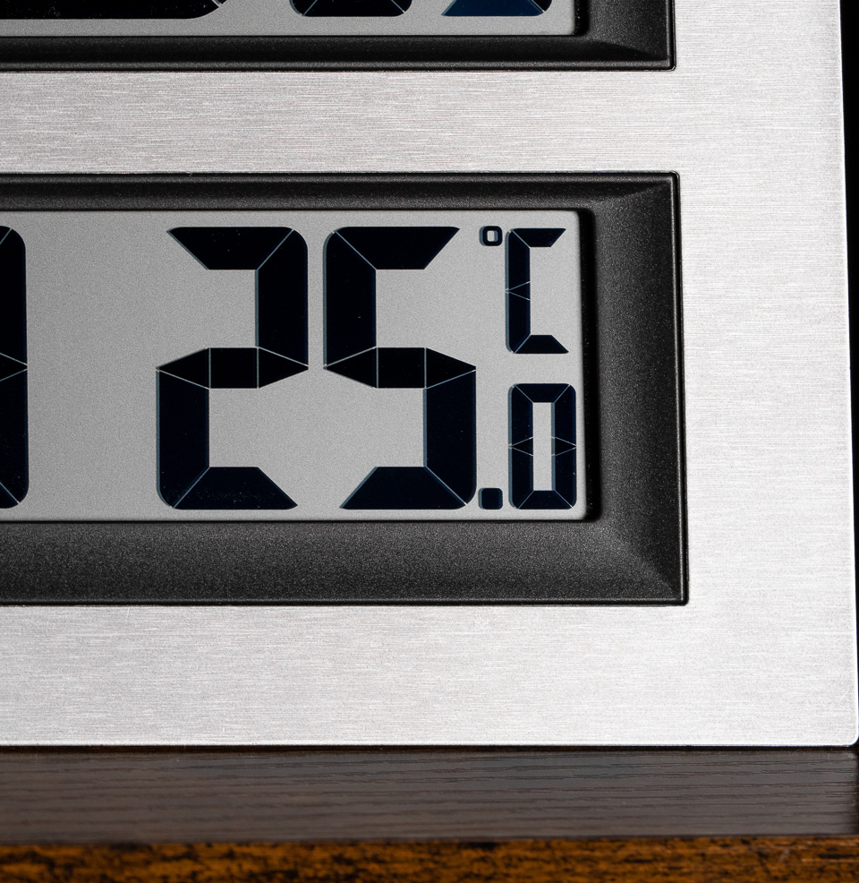 Marathon Jumbo Self-Setting Wall Clock Temperature Display