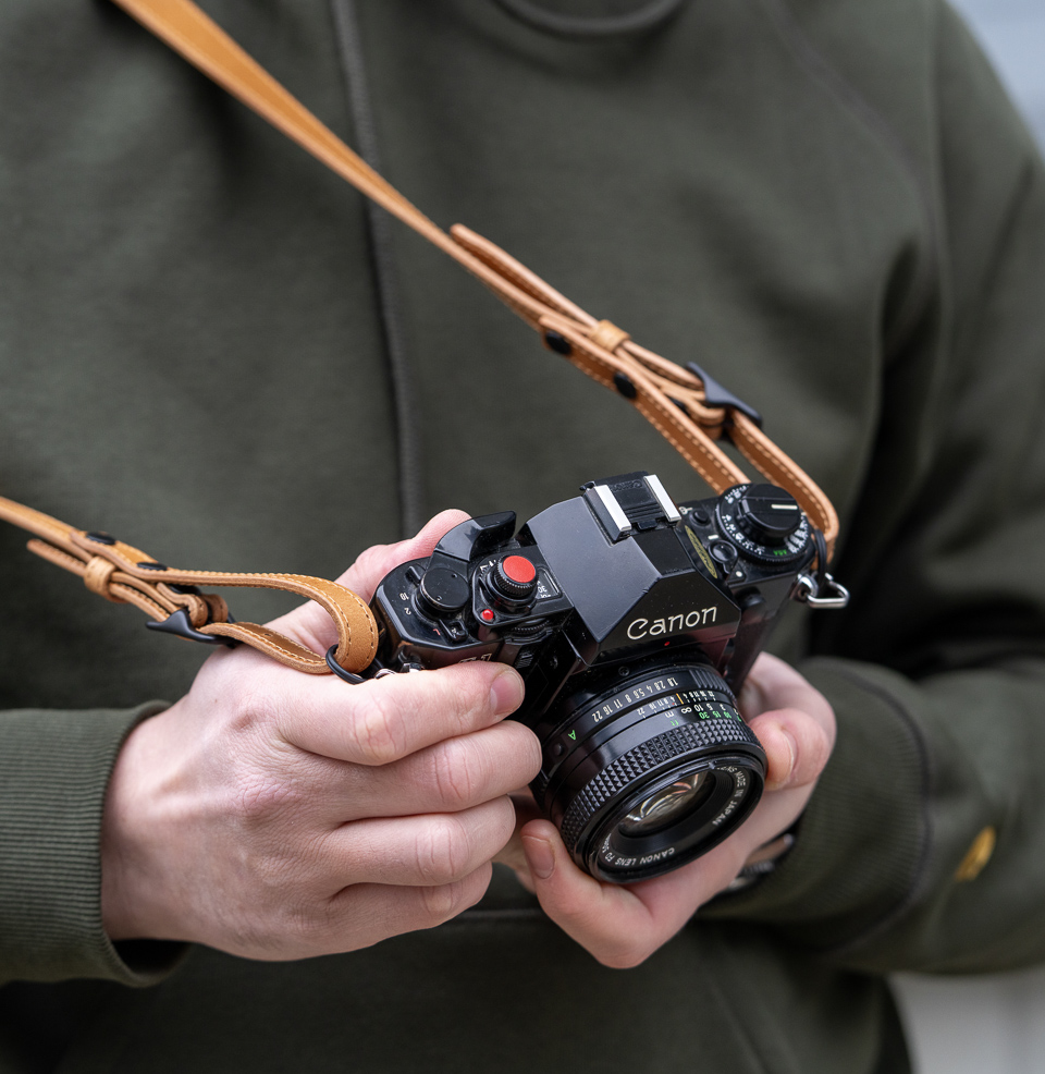 Convoy Co. Field Camera Strap 45