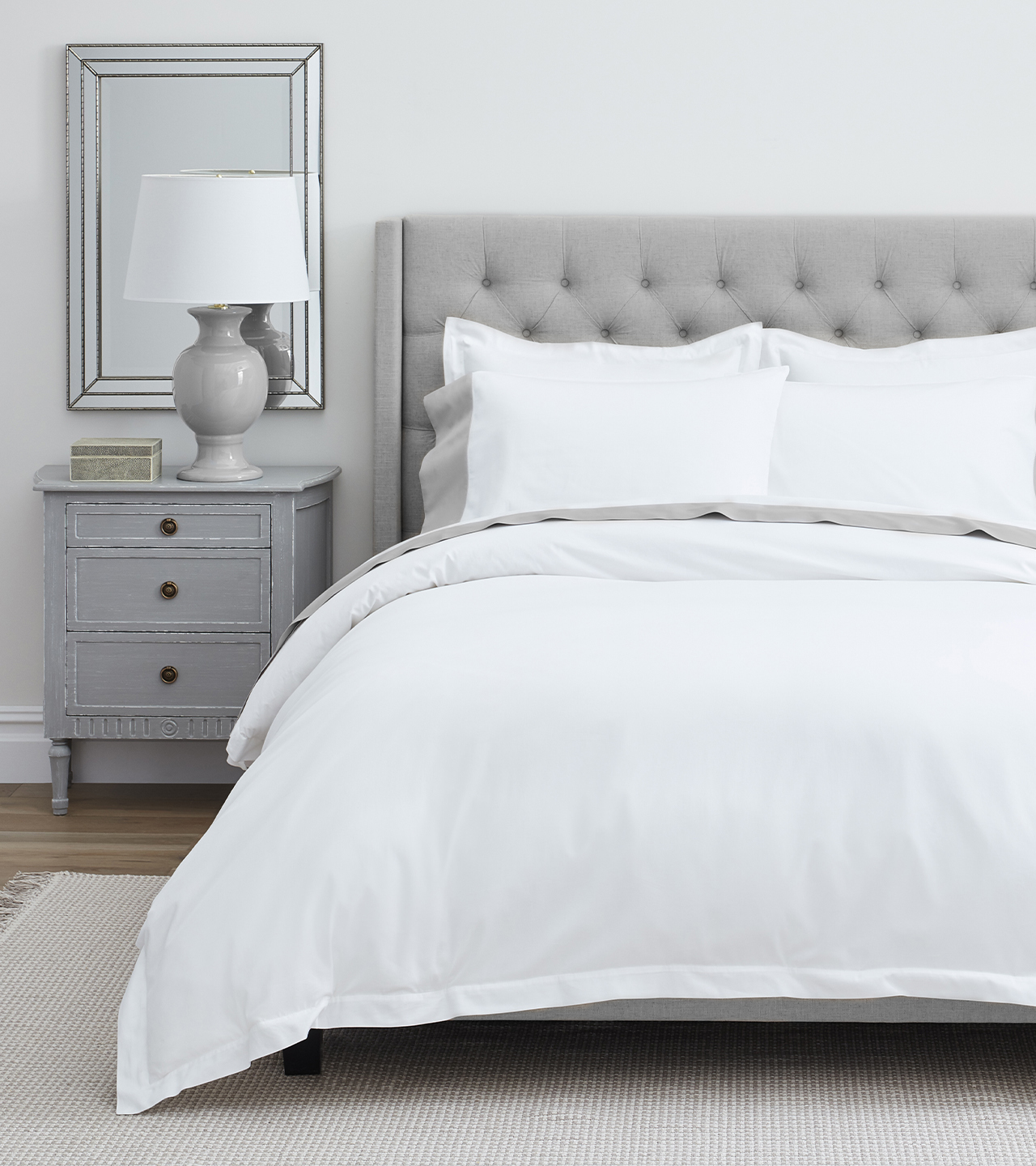 Bed made with Colorblock Sheet Set in White/Pewter
