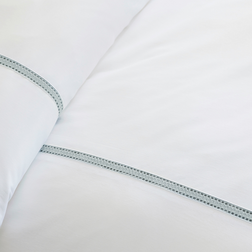 Signature Eyelet Duvet Set