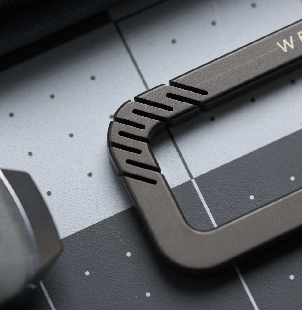 The CB Carabiner INGENIOUS DESIGN