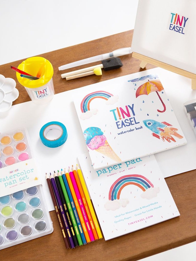 tiny easel arts & crafts