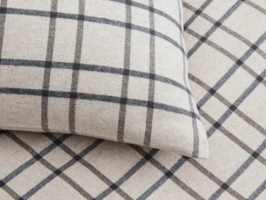 Limited Edition Oatmeal Windowpane Duvet Set image