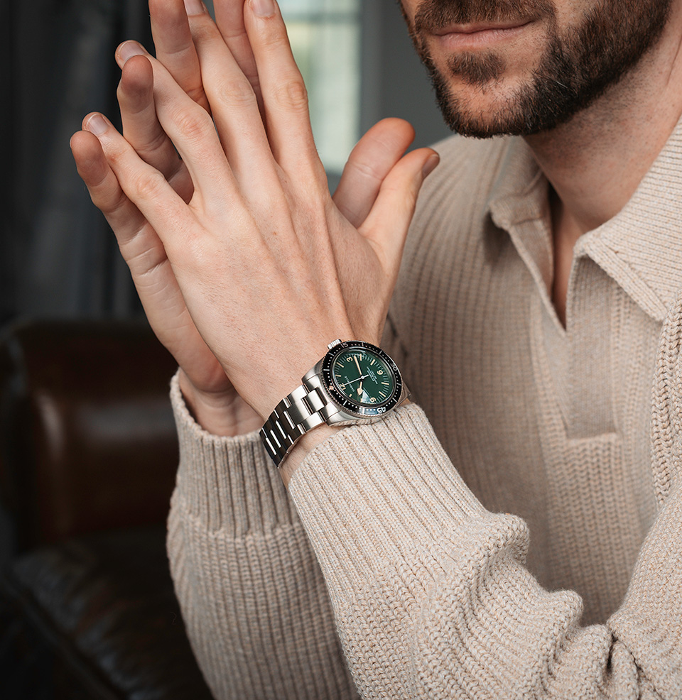 Windup Watch Shop x Caravelle by Bulova Sea Hunter Bundle - Preorder Short Lug-to-lug