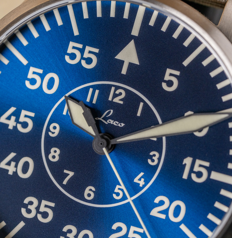 Aachen Blaue Stunde 42mm | Blue Dial Watch Type B Navigator dial