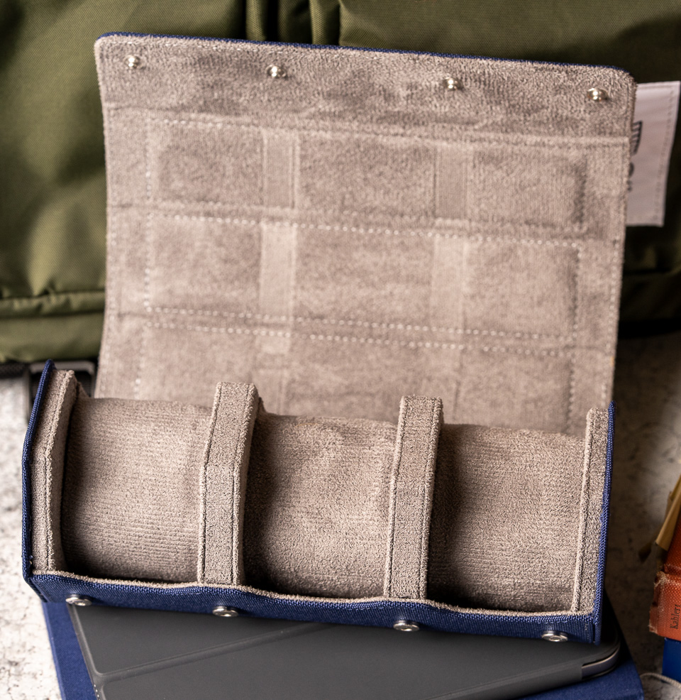 Arsenale Esagono 3-Slot Watch Roll Microfibre Inner Lining