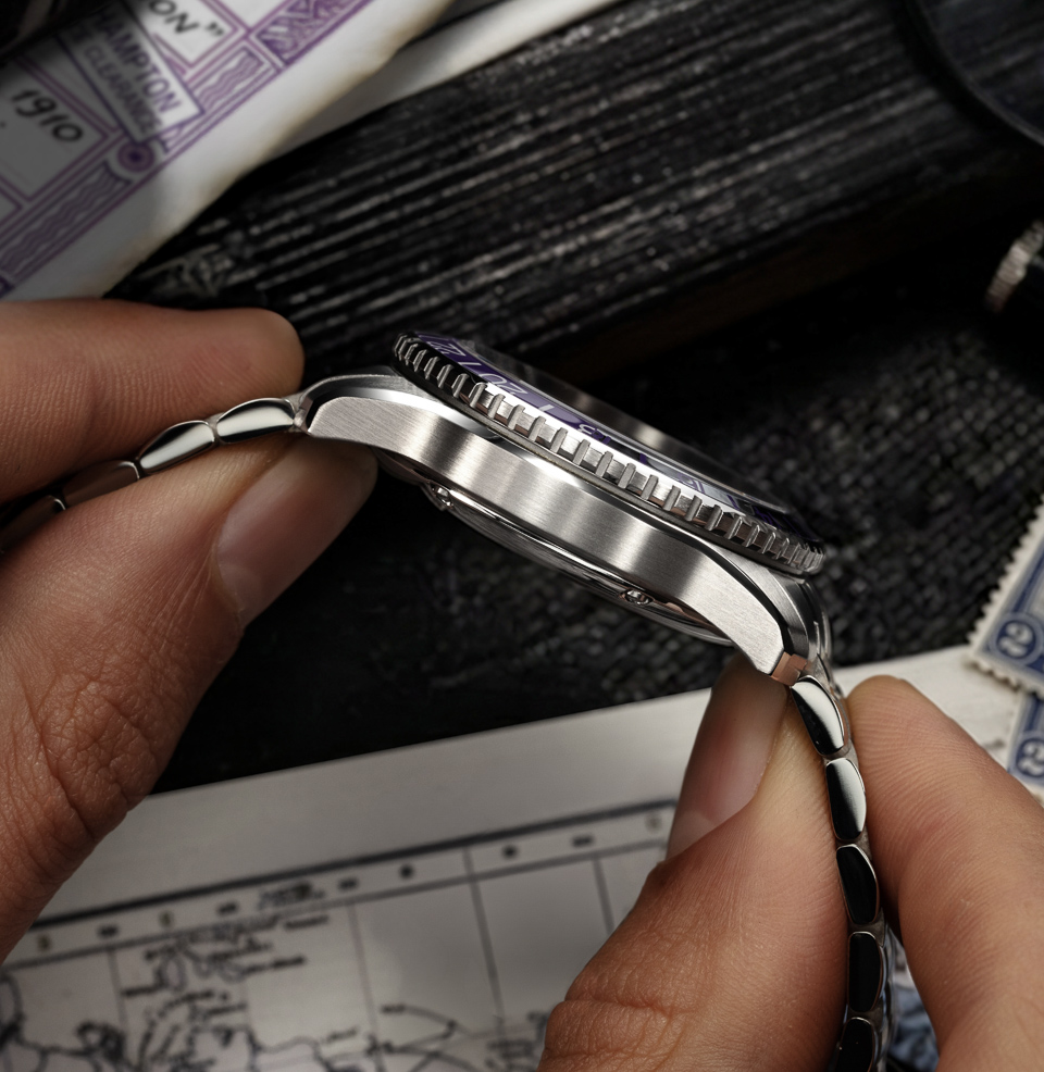 Venezianico Nereide GMT 39 100 Meter Water Resistance