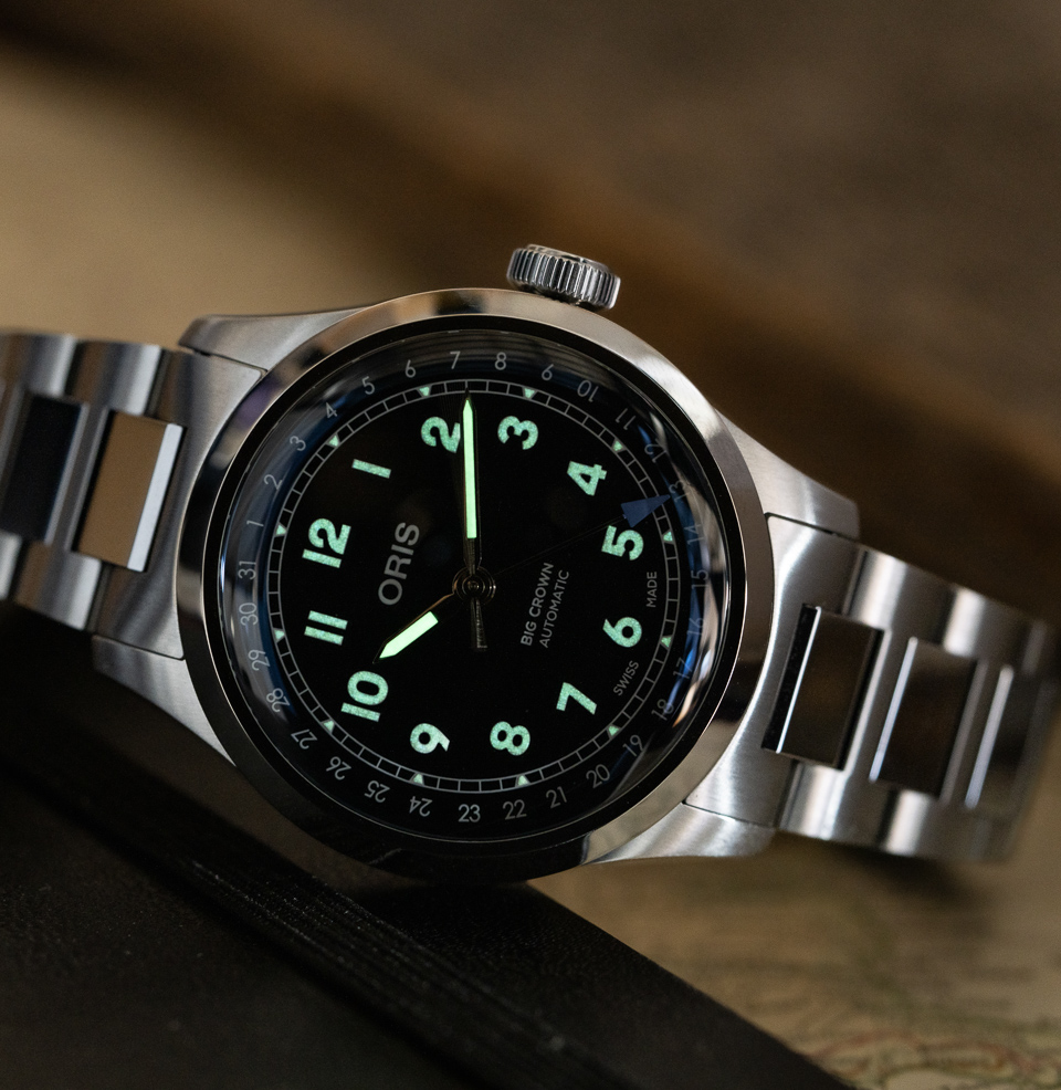 Big Crown Pointer Date 40mm Lume throughout