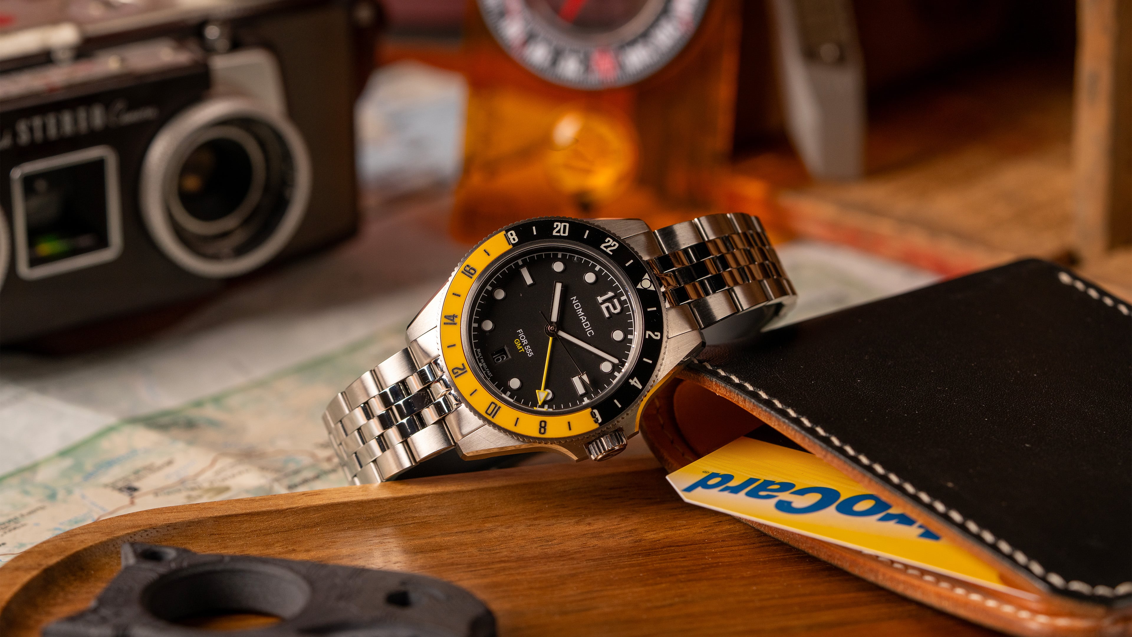 オーストリッチフロート The Nomadic Fior 555 GMT Watch Collection – Windup Watch Shop