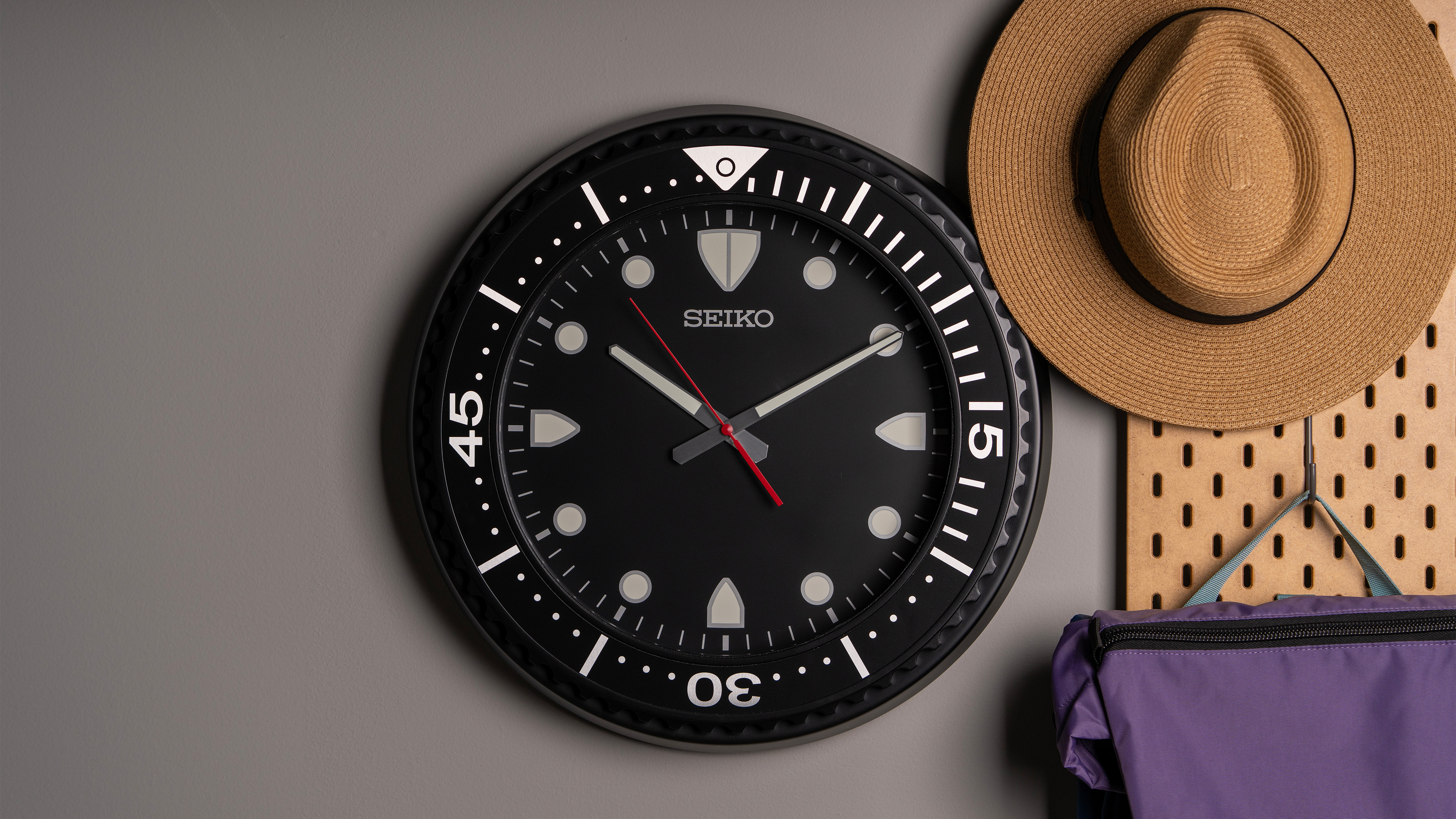 Seiko QXA849 Heritage Design Wall Clock – Windup Watch Shop