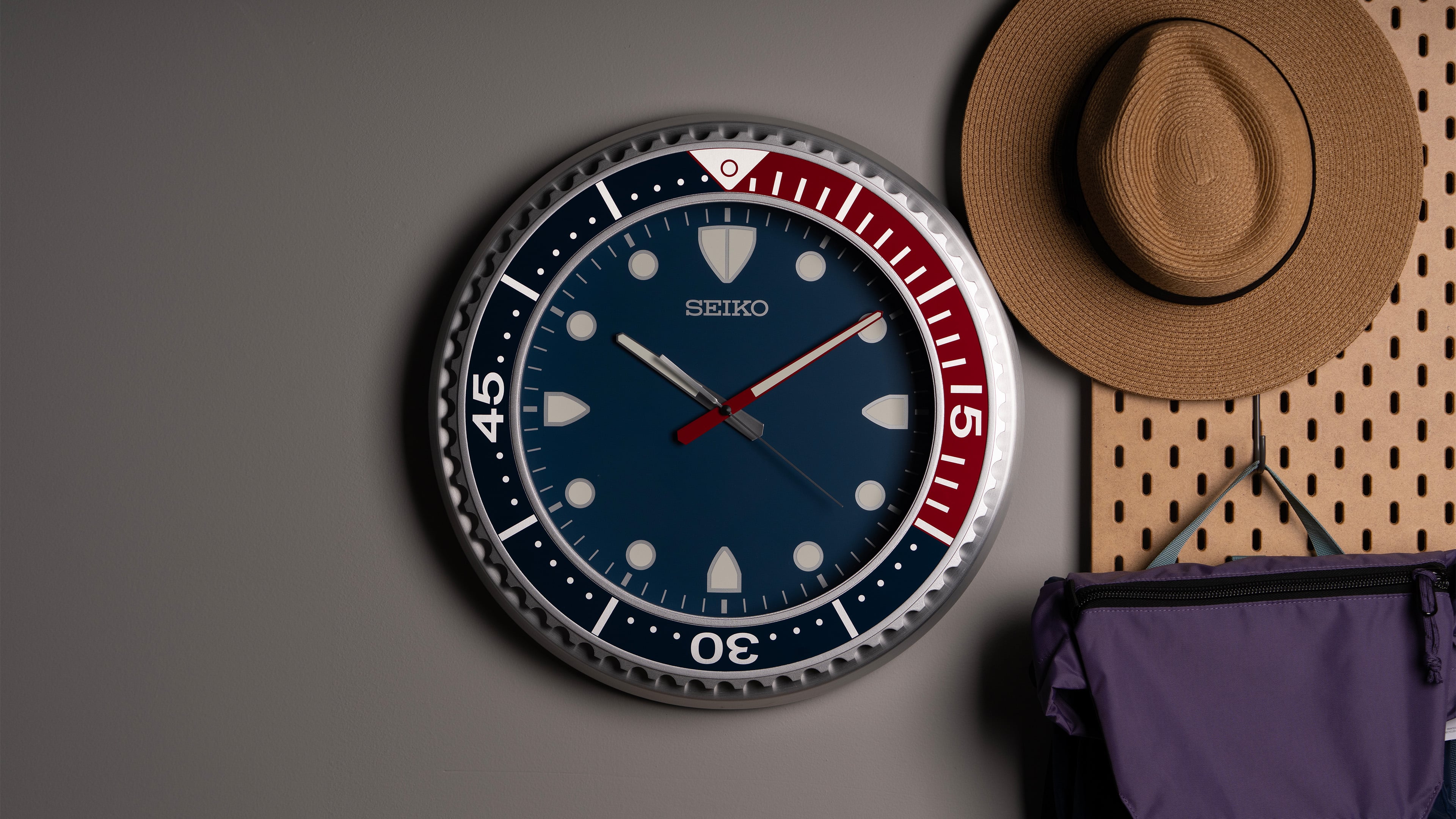 Seiko QXA849 Heritage Design Wall Clock – Windup Watch Shop