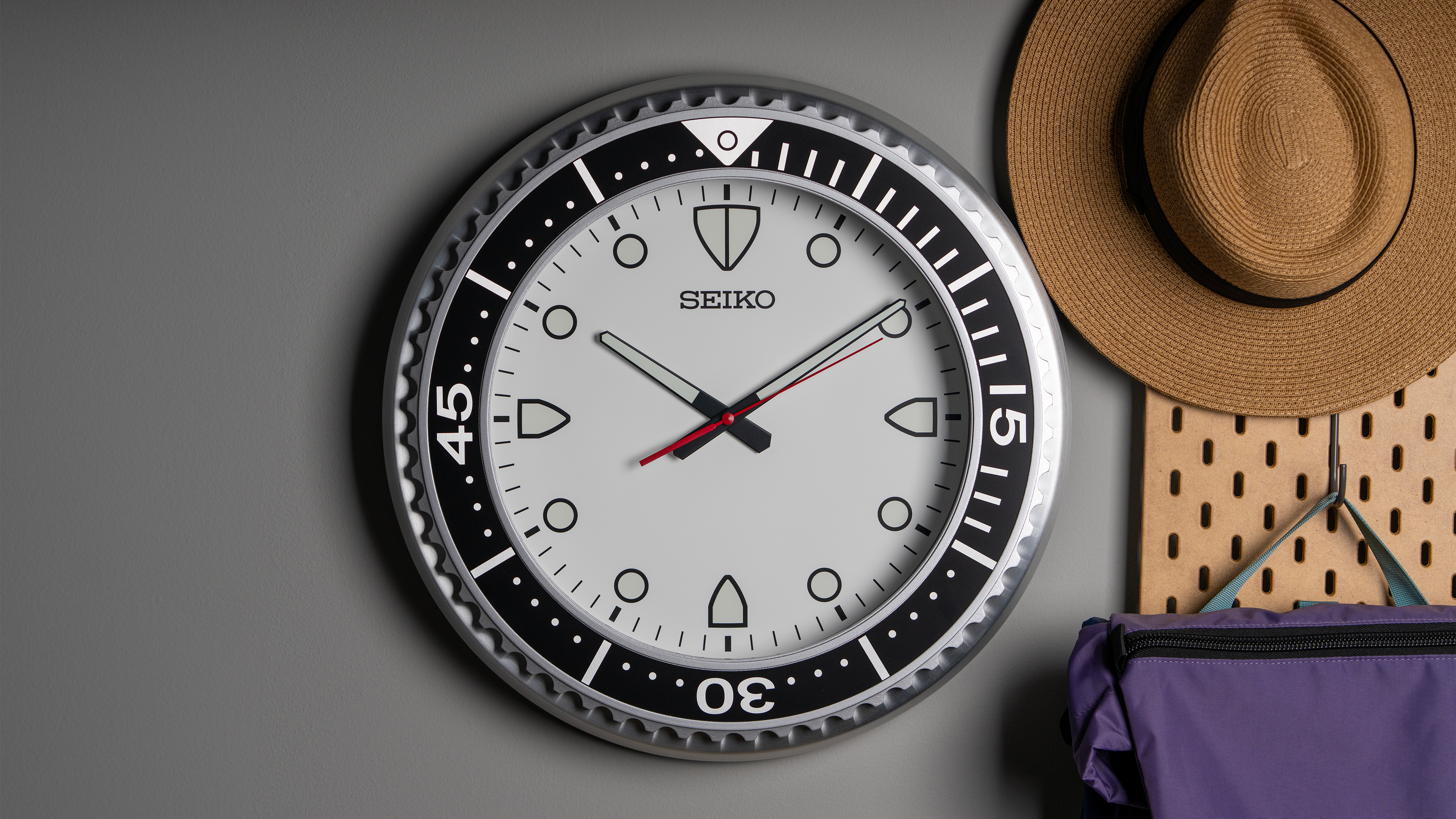Seiko QXA849 Heritage Design Wall Clock – Windup Watch Shop