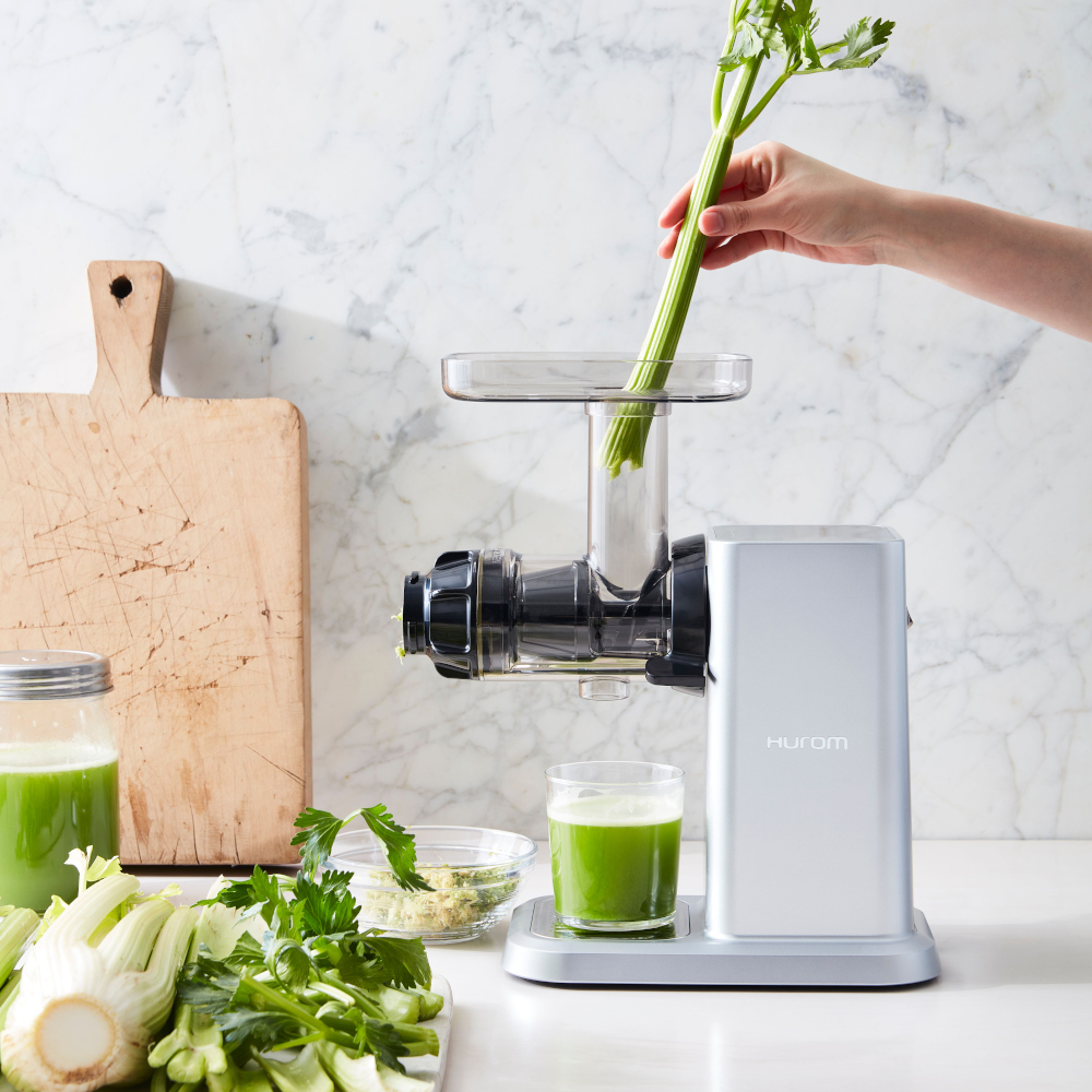 Hurom H-320N - Best vertical juicer for freshly squeezed juices