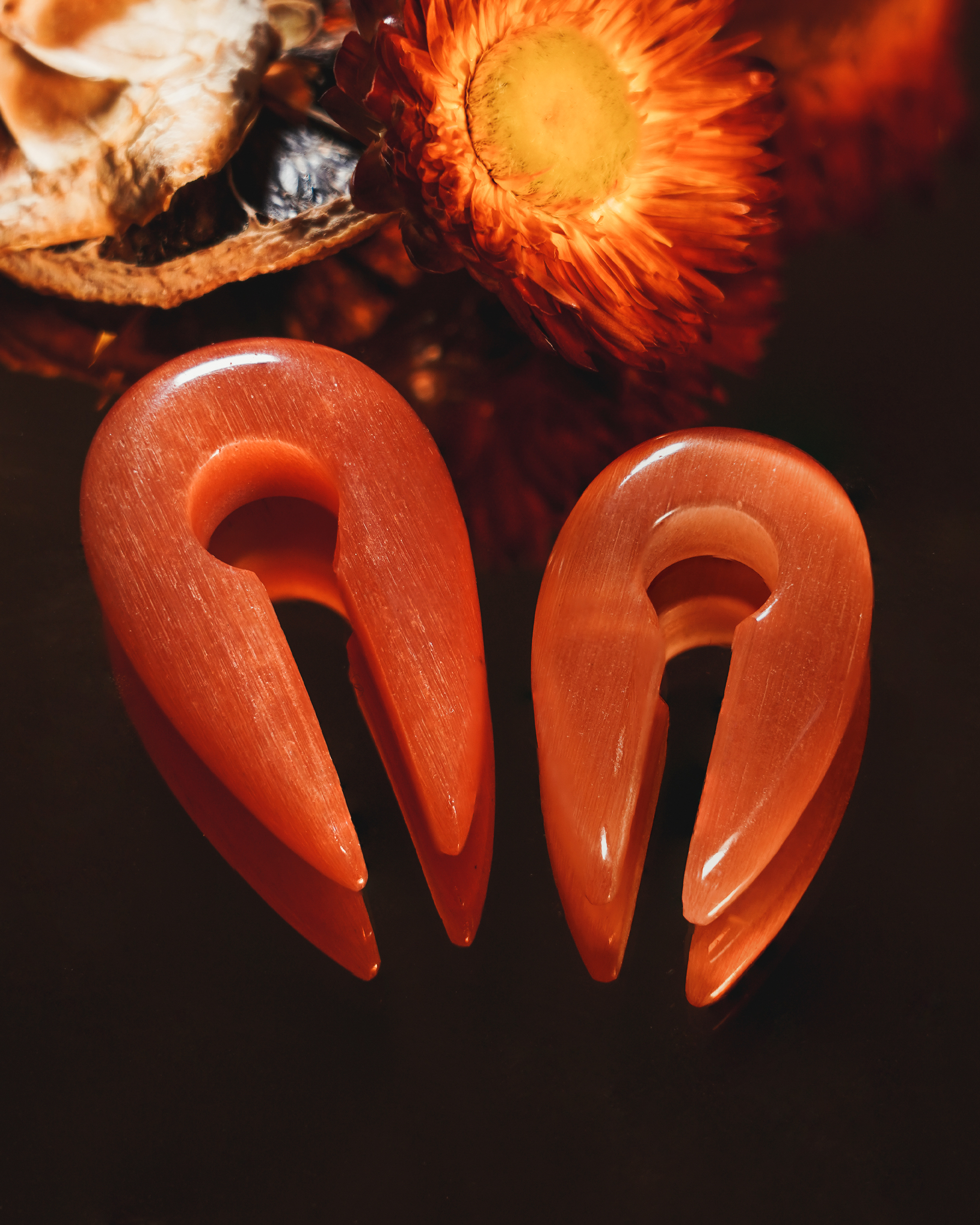 cool  Orange Cats Eye Glass - Pincer Keyhole Ear Weights (Pair)