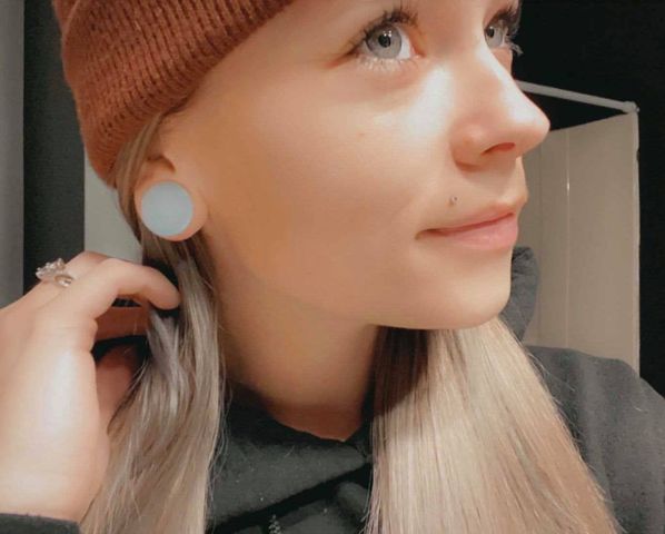 Girly  Opalite Glass Plug / Gauge
