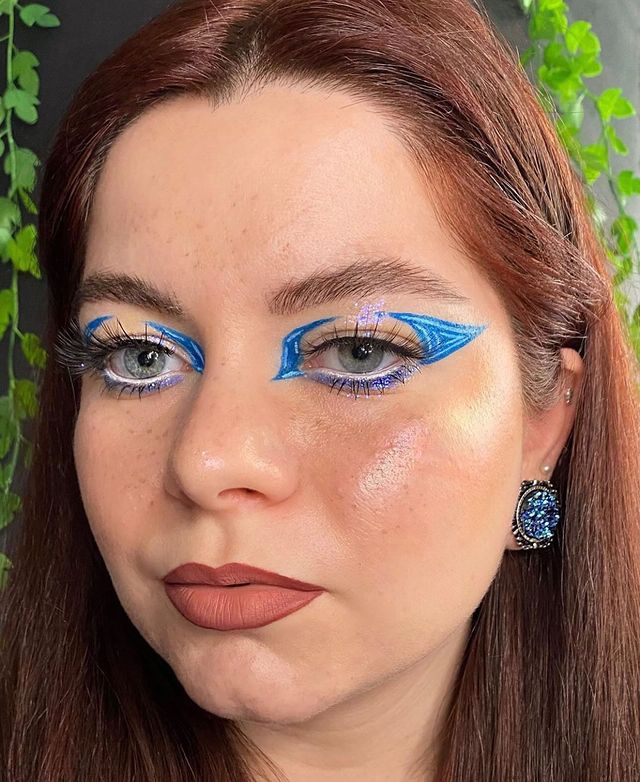 Girl wearing cute Blue Druzy Plug / Gauge