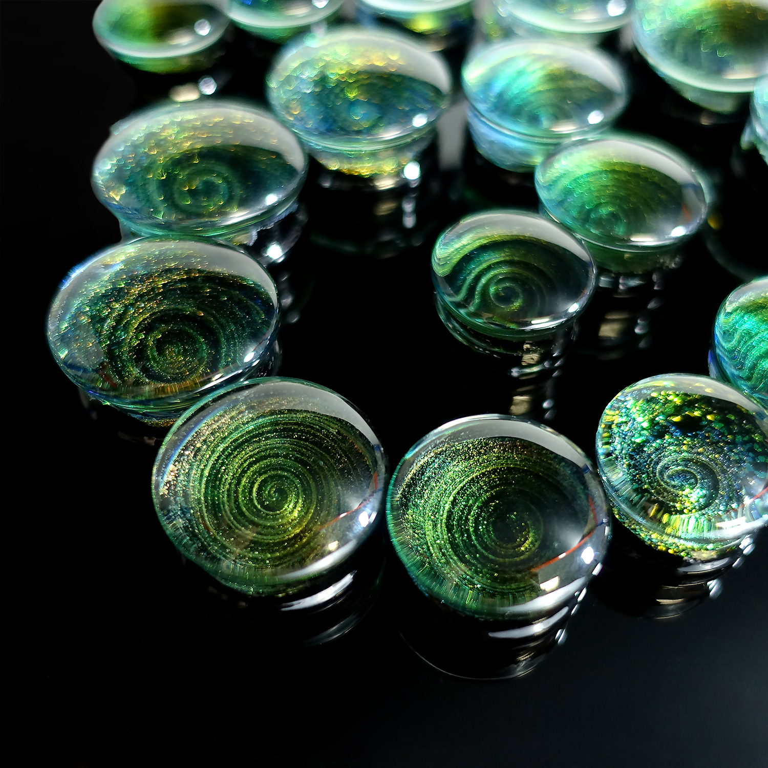beautiful  Infinity Dichroic Glass Plug / Gauge