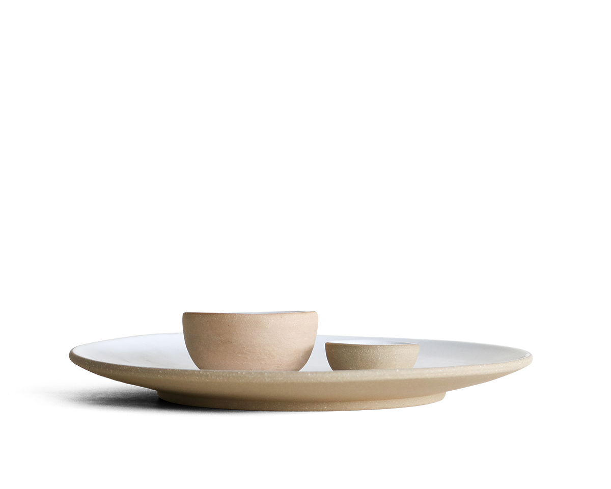 round-serving-platter-set