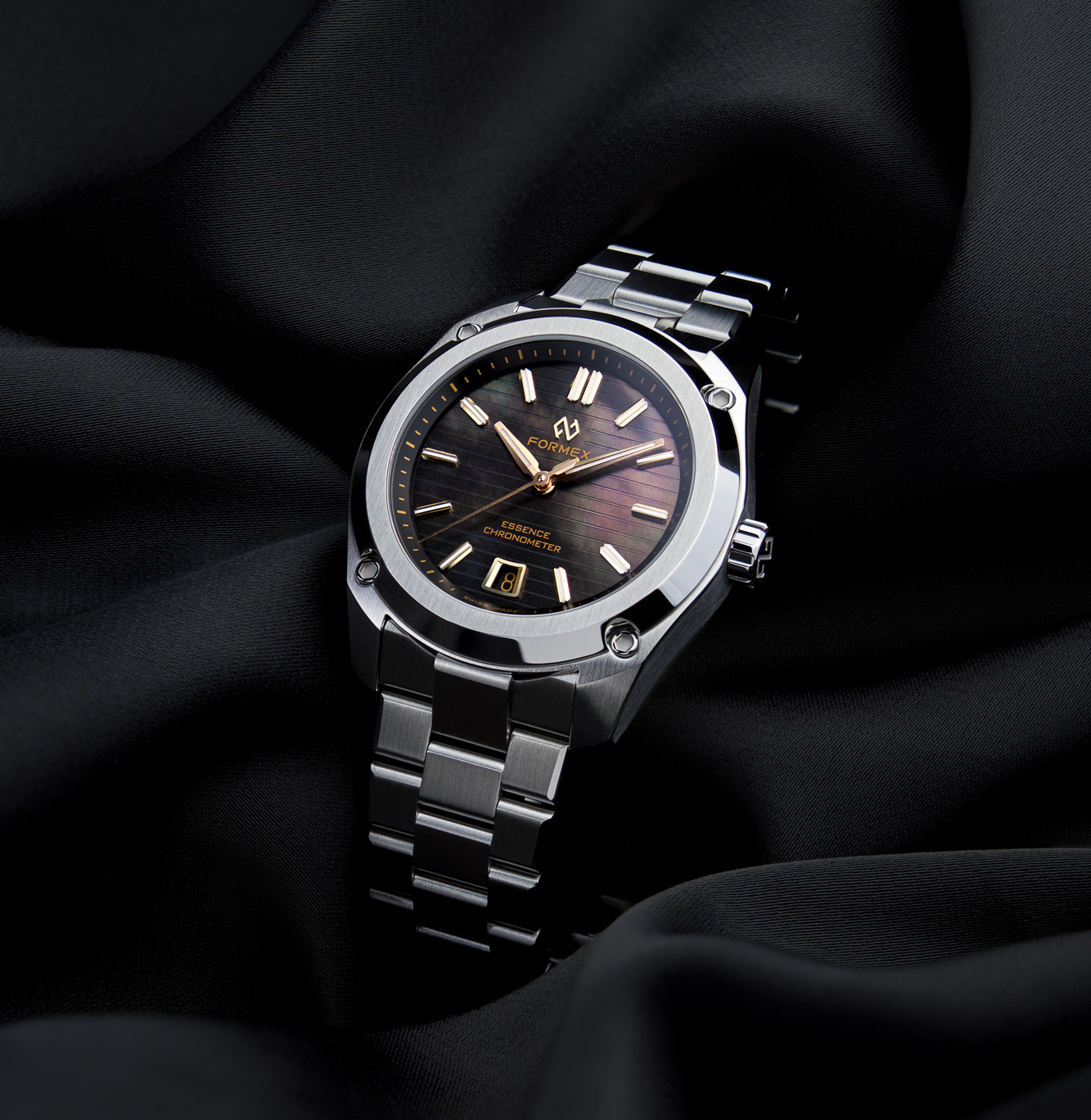 Essence ThirtyNine Automatic Chronometer Black Pearl A new Essence 39