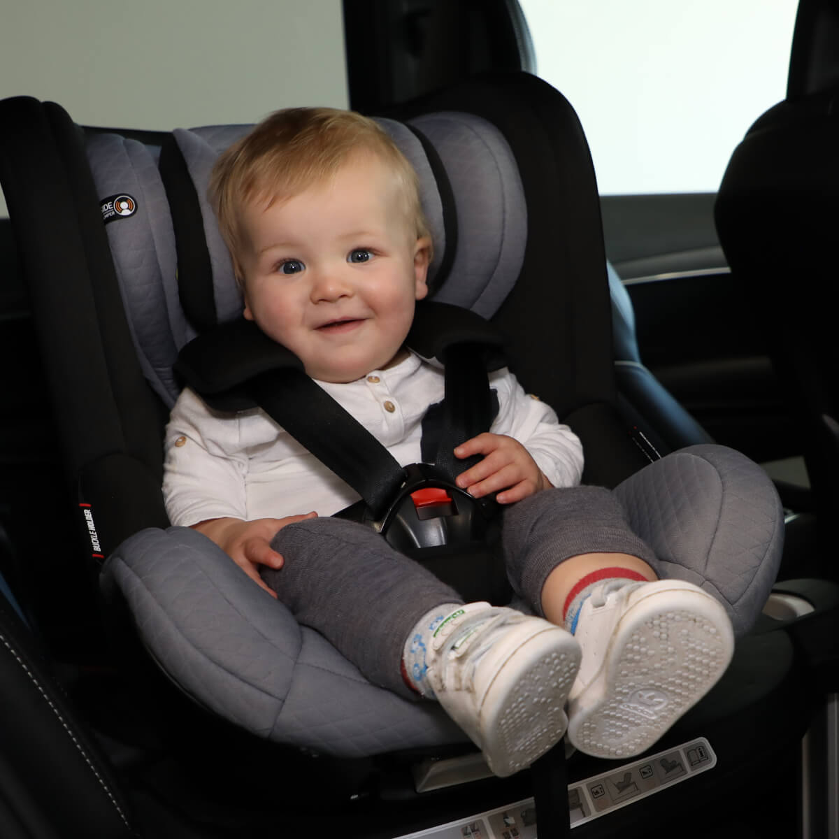 mountain buggy swivel car seat