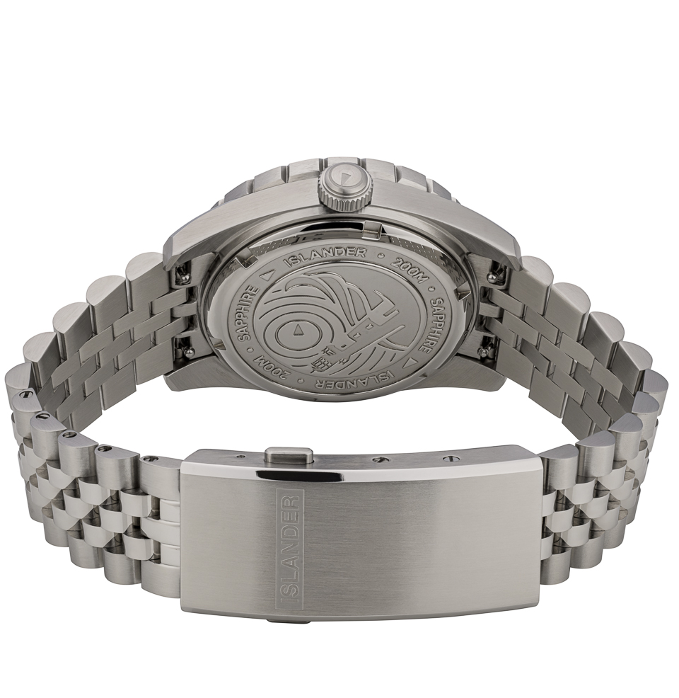 Islander Saltaire 38mm Solar Dive Watch Deployant on-the-fly clasp