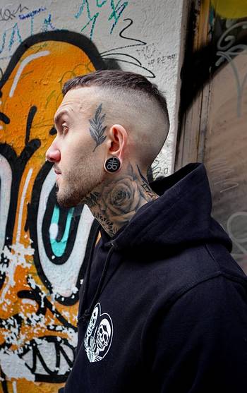 WSS Smashed Emblem Plug / Gauge - Black Glass | Flat Faced Double Flare