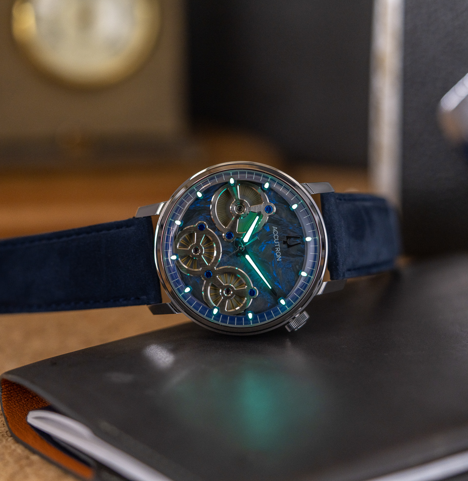 Spaceview Evolution Electrostatic LumiNova accents