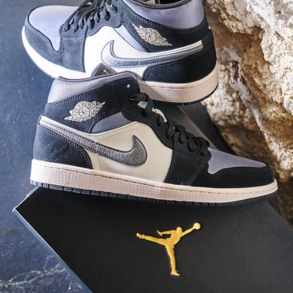 air jordan 1 mid satin