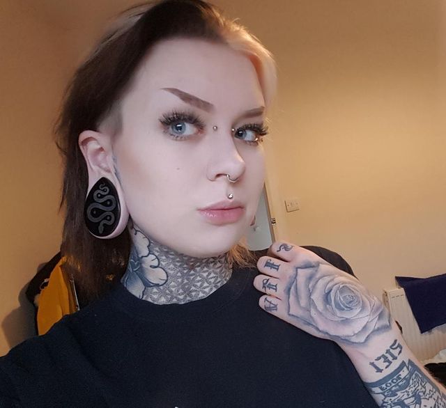 Snake Plug / Gauge - Teardrop Black Glass | Flat Faced Double Flare