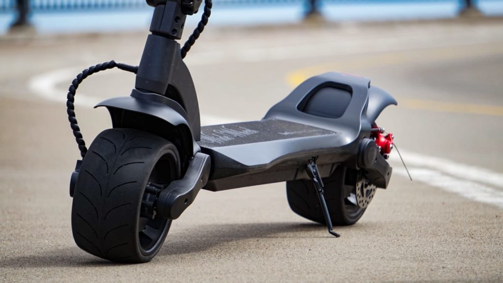 Mercane Wide Wheel Dual Motor 13.2aH e-Scooter