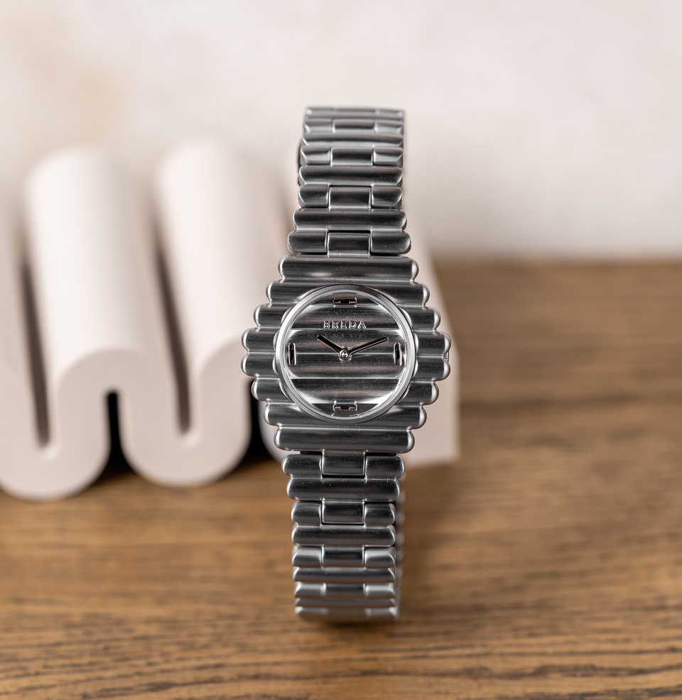 BREDA Coda Minimalist numeral-free dial